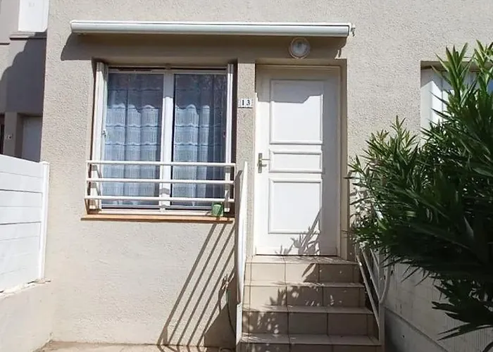 Joli Pavillon Pour 6 Personnes A 50m De La *